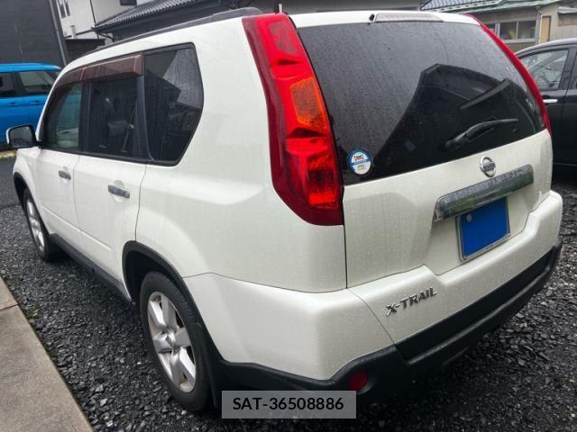 Nissan X-TRAIL 2008-06 8133157-1