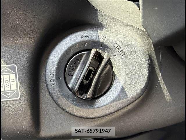 Nissan X-TRAIL 2013-03 8133144-28