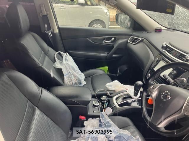 Nissan X-TRAIL 2016-03 8133152-12