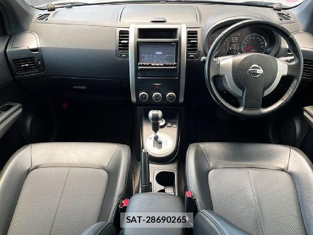 Nissan X-TRAIL 2013-07 8133145-1
