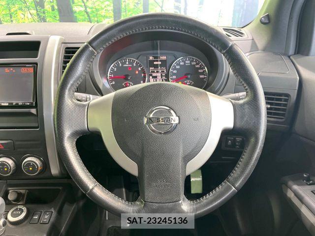 Nissan X-TRAIL 2011-11 8133151-10