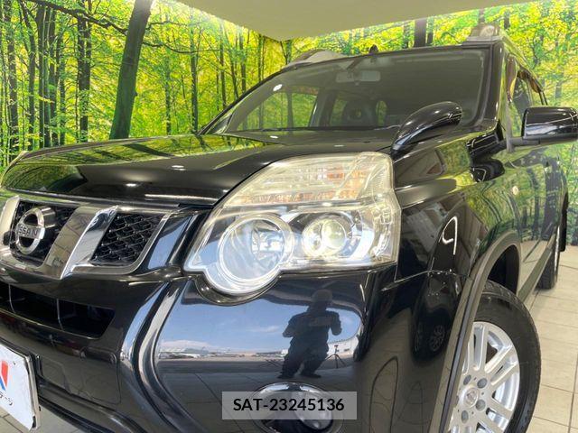 Nissan X-TRAIL 2011-11 8133151-11