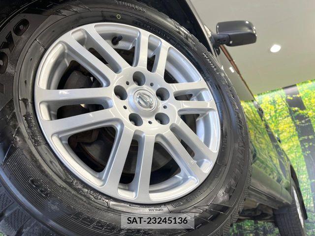 Nissan X-TRAIL 2011-11 8133151-12