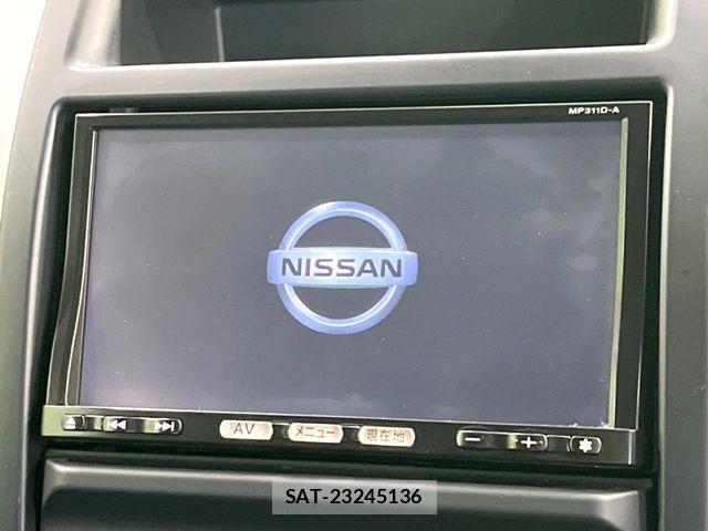Nissan X-TRAIL 2011-11 8133151-2