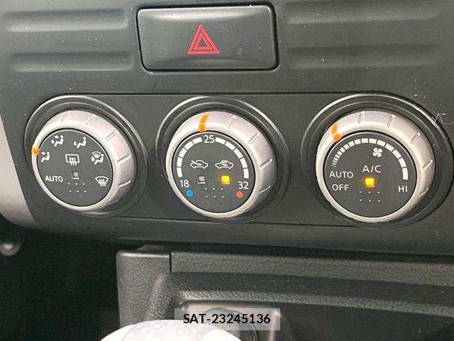 Nissan X-TRAIL 2011-11 8133151-6