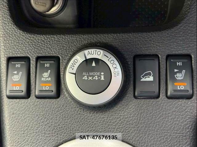 Nissan X-TRAIL 2013-03 8147063-10