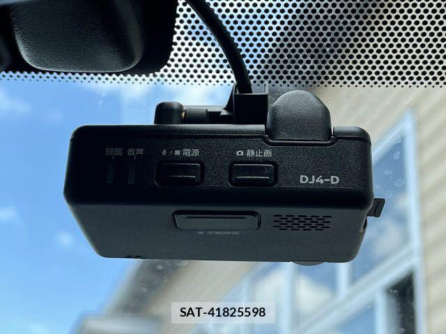 Nissan X-TRAIL 2019-03 8147053-11
