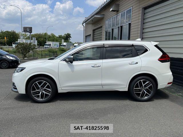 Nissan X-TRAIL 2019-03 8147053-23