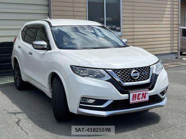 Nissan X-TRAIL 2019-03 8147053-6