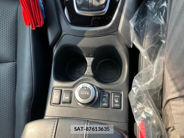 Nissan X-TRAIL 2022-02 8147057-13