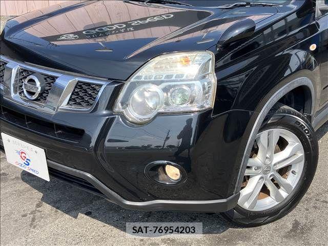 Nissan X-TRAIL 2012-03 8147061-17
