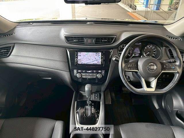Nissan X-TRAIL 2018-09 8147059-2