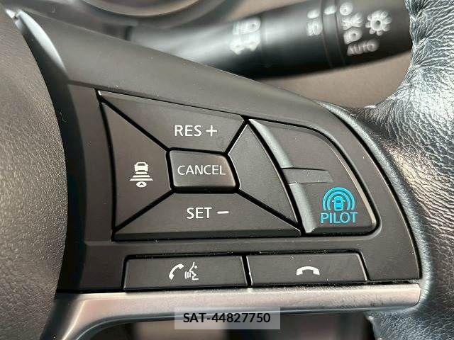 Nissan X-TRAIL 2018-09 8147059-7