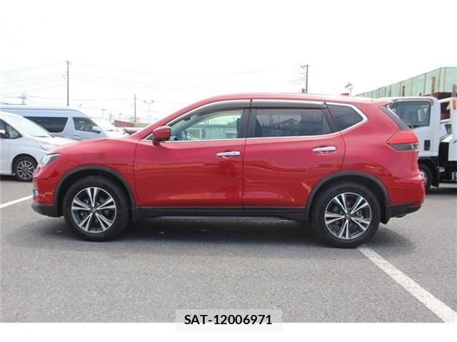 Nissan X-TRAIL 2017-09 8147060-10