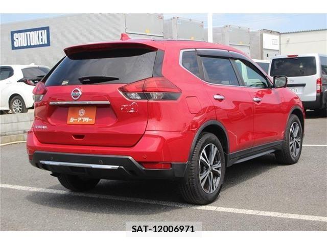 Nissan X-TRAIL 2017-09 8147060-13