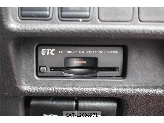 Nissan X-TRAIL 2017-09 8147060-4