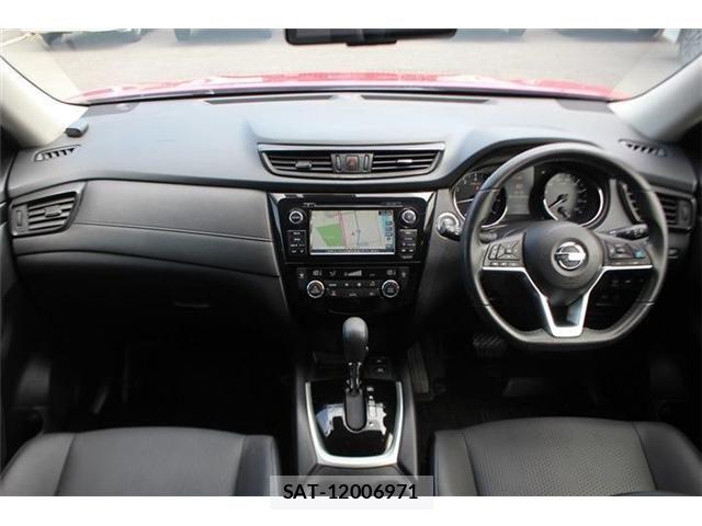 Nissan X-TRAIL 2017-09 8147060-6