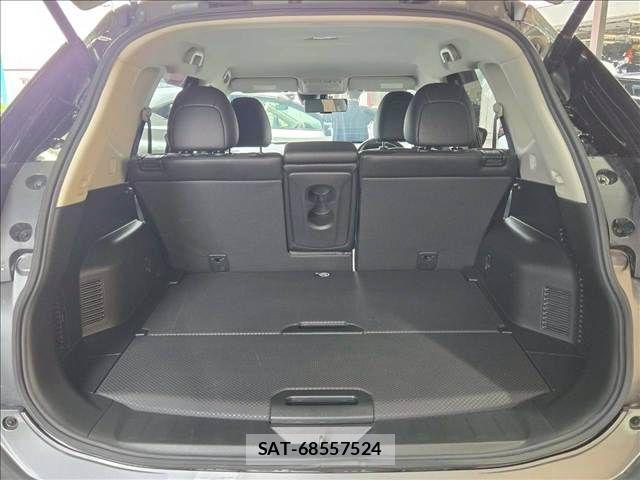 Nissan X-TRAIL 2018-02 8147055-12