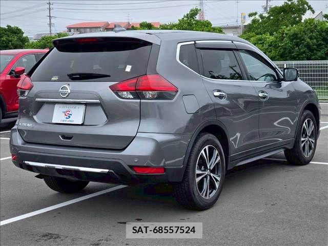 Nissan X-TRAIL 2018-02 8147055-16