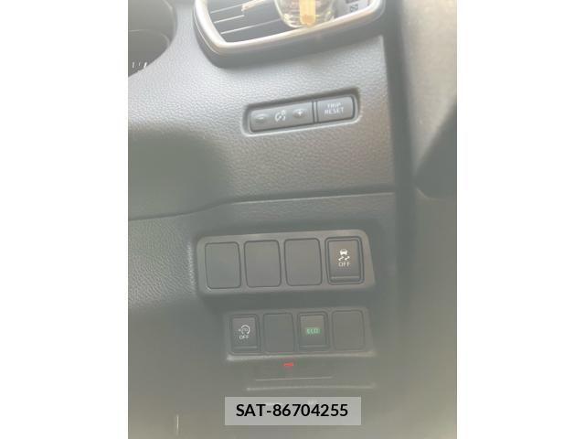 Nissan X-TRAIL 2015-05 8147065-18