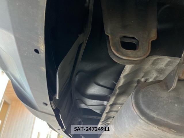 Nissan X-TRAIL 2018-03 8159580-8