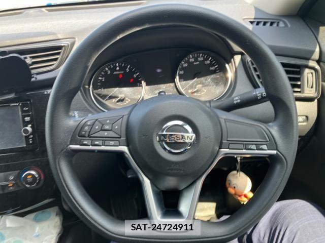 Nissan X-TRAIL 2018-03 8159580-16