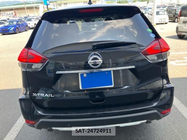 Nissan X-TRAIL 2018-03 8159580-4