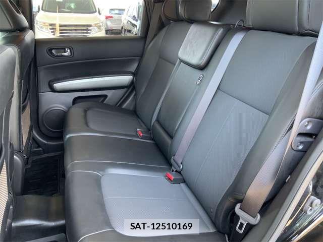 Nissan X-TRAIL 2013-02 8159579-12
