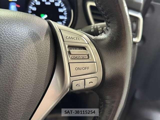 Nissan X-TRAIL 2016-07 8211149-12