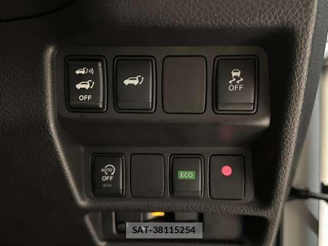 Nissan X-TRAIL 2016-07 8211149-13