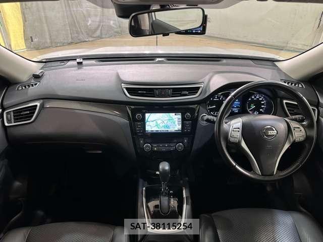 Nissan X-TRAIL 2016-07 8211149-17