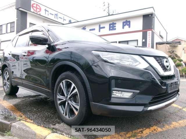 Nissan X-TRAIL 2018-03 8211147-2