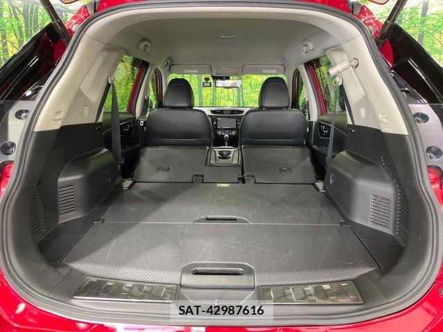 Nissan X-TRAIL 2018-04 8211145-10
