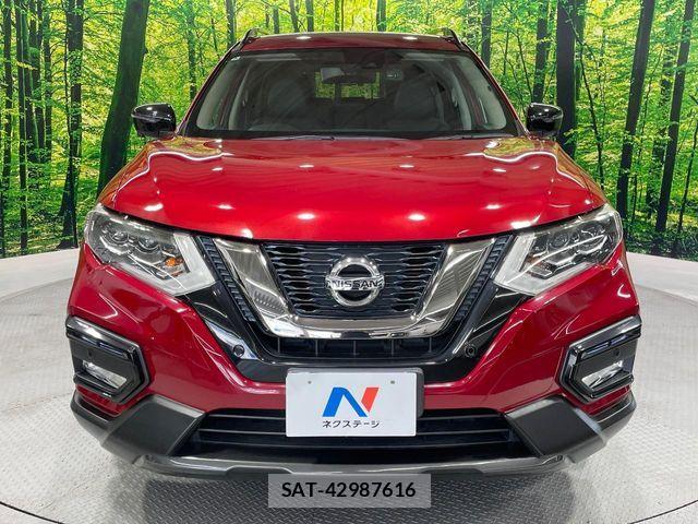 Nissan X-TRAIL 2018-04 8211145-14