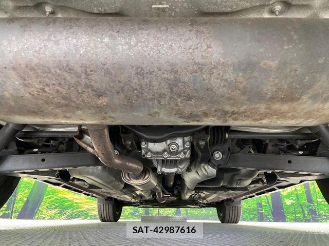 Nissan X-TRAIL 2018-04 8211145-18