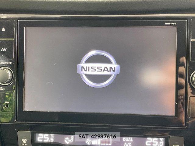 Nissan X-TRAIL 2018-04 8211145-5