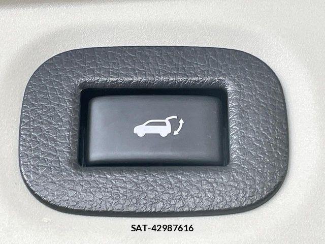 Nissan X-TRAIL 2018-04 8211145-7