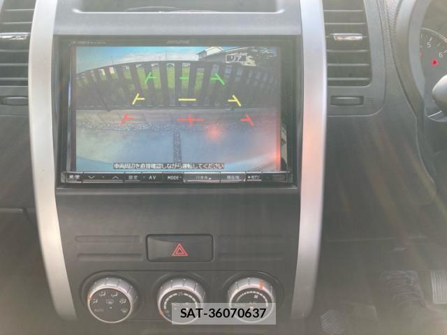 Nissan X-TRAIL 2013-01 8211157-13