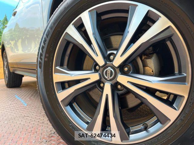Nissan X-TRAIL 2019-03 8211142-12