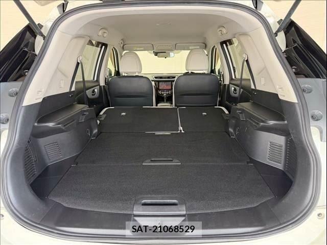 Nissan X-TRAIL 2015-11 8211150-10