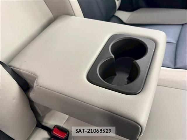 Nissan X-TRAIL 2015-11 8211150-11