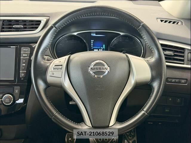 Nissan X-TRAIL 2015-11 8211150-12