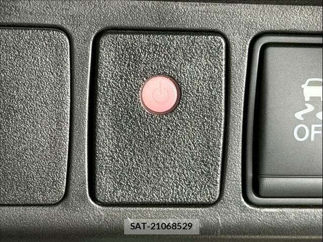 Nissan X-TRAIL 2015-11 8211150-24