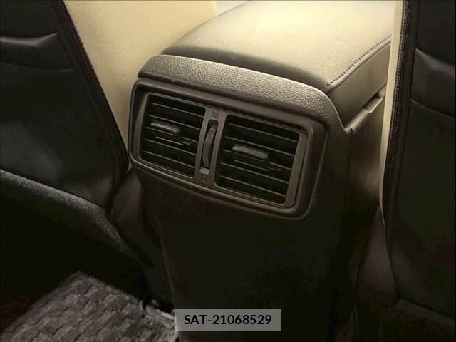 Nissan X-TRAIL 2015-11 8211150-26