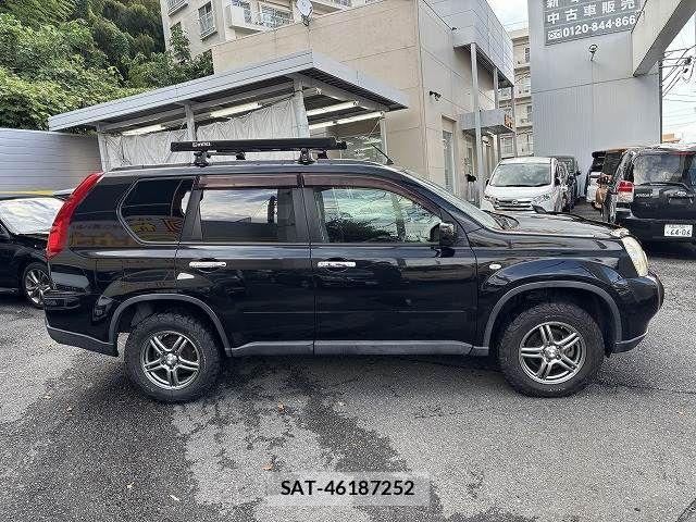 Nissan X-TRAIL 2009-09 8211154-21