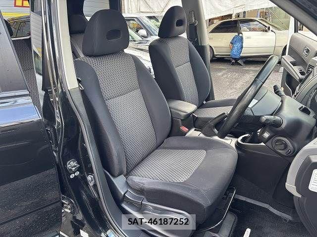 Nissan X-TRAIL 2009-09 8211154-29