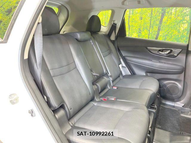 Nissan X-TRAIL 2019-08 8211146-8