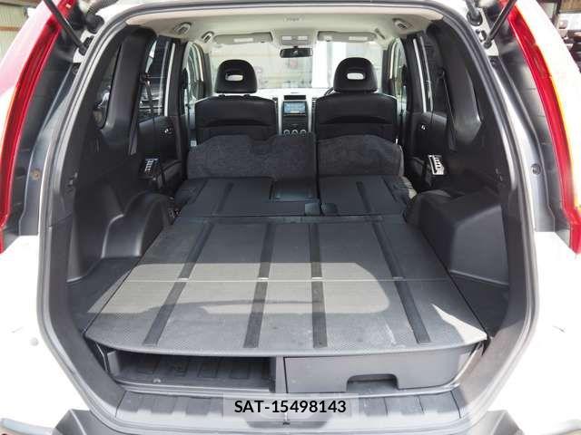 Nissan X-TRAIL 2013-08 8211148-10