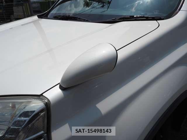 Nissan X-TRAIL 2013-08 8211148-15