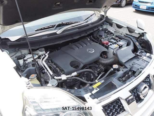 Nissan X-TRAIL 2013-08 8211148-19